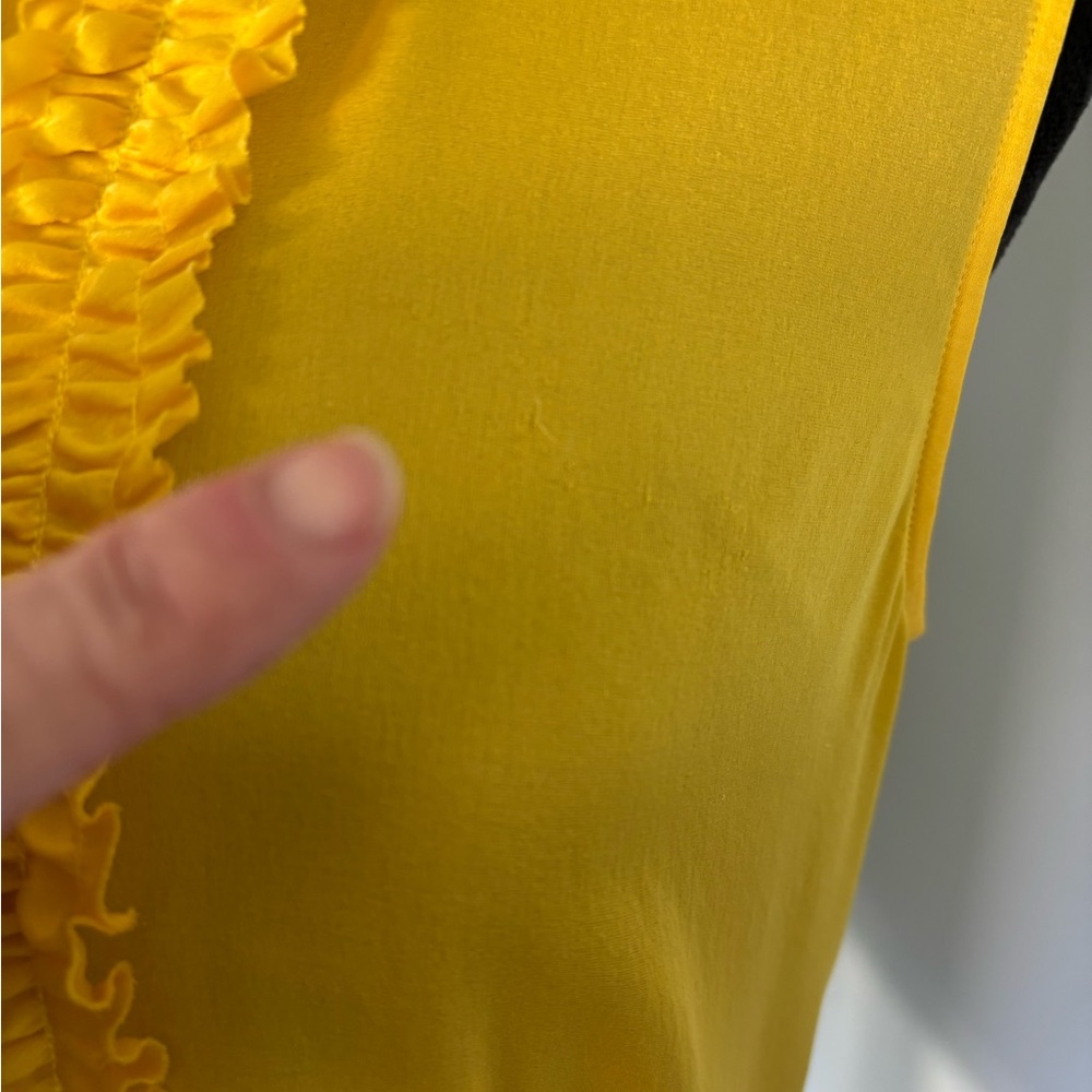 St. John Couture Yellow Ruffled silk Sleeveless Top 2 - Picture 4 of 14